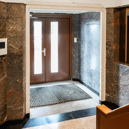 Σπίτι διακοπών Cozy W Shared Kitchen, Fast Wifi Near Station Τίλμπουργκ