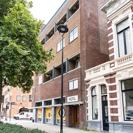 Holiday home Basic With Social Kitchen And Wifi Access Tilburg