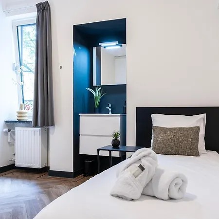 Basic With Social Kitchen And Wifi Access Holiday home *