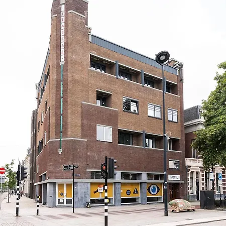 Cozy W Shared Kitchen, Fast Wifi Near Station *