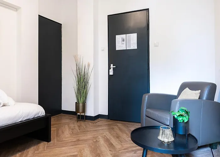 Cozy W Shared Kitchen, Fast Wifi Near Station بيت للعطل تيلبورغ